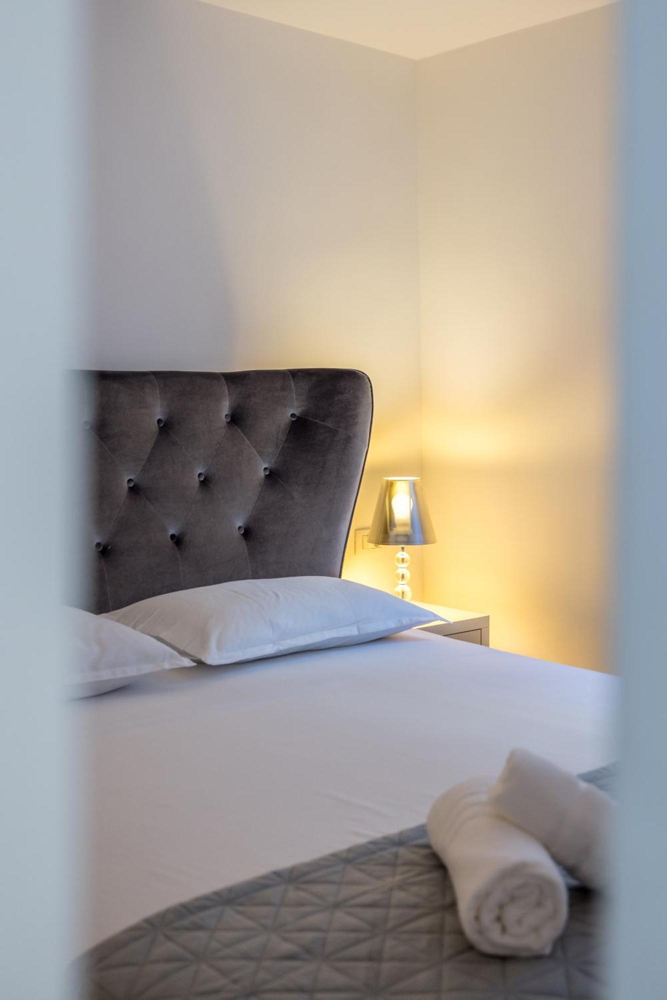 Luxury Apartment Anna Σπλιτ Εξωτερικό φωτογραφία